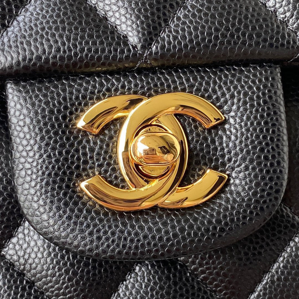 Medium Classic Flap Bag 23cm Black Caviar Gold Hardware