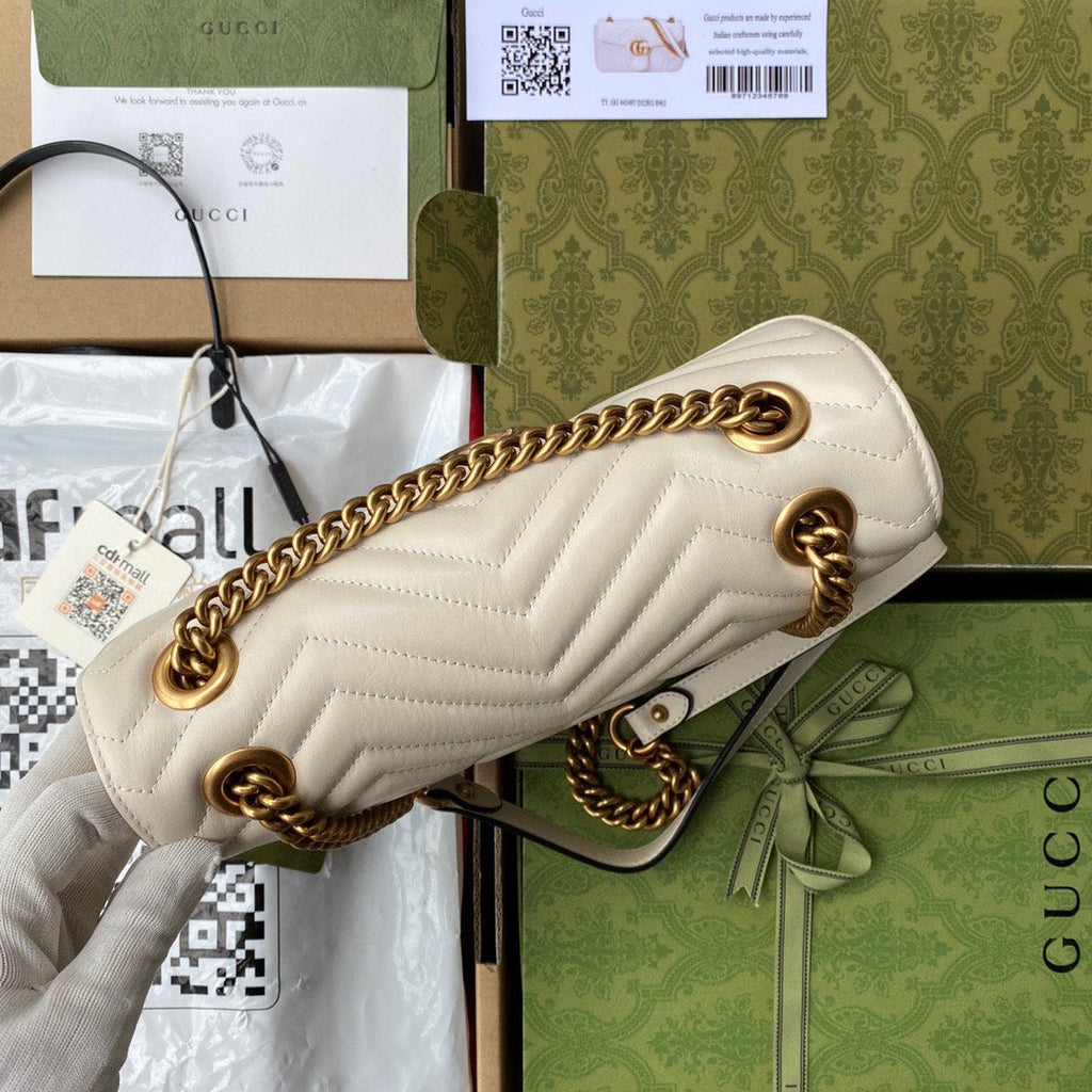 GG Marmont 26cm White Calfskin Gold Hardware
