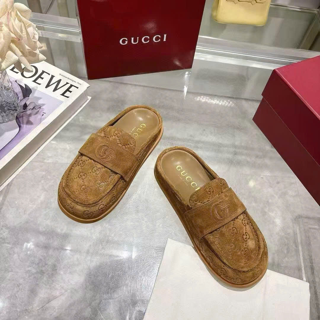 GG Mule With Double G in Light Brown Suede