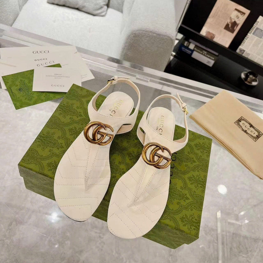 GG Marmont Thong Sandals in White Cowhide